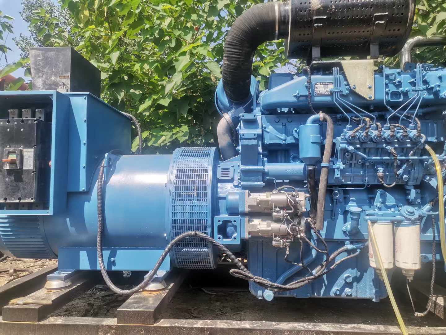 庐阳详细说明降低 800kW 柴油发电机输出电流波动的方法