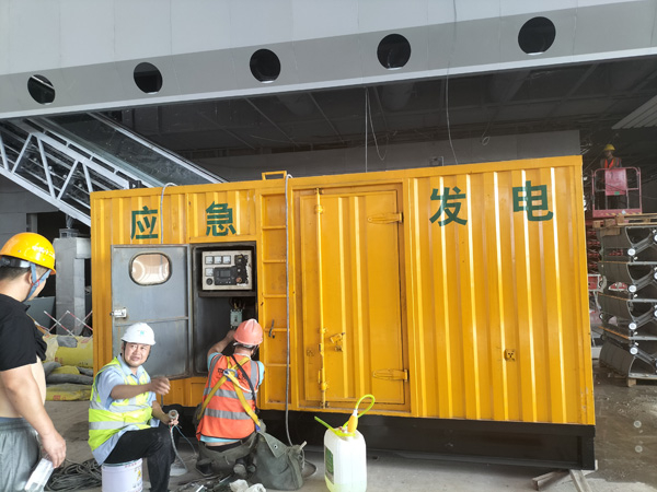庐阳怎样判断空气滤清器是否需要更换？